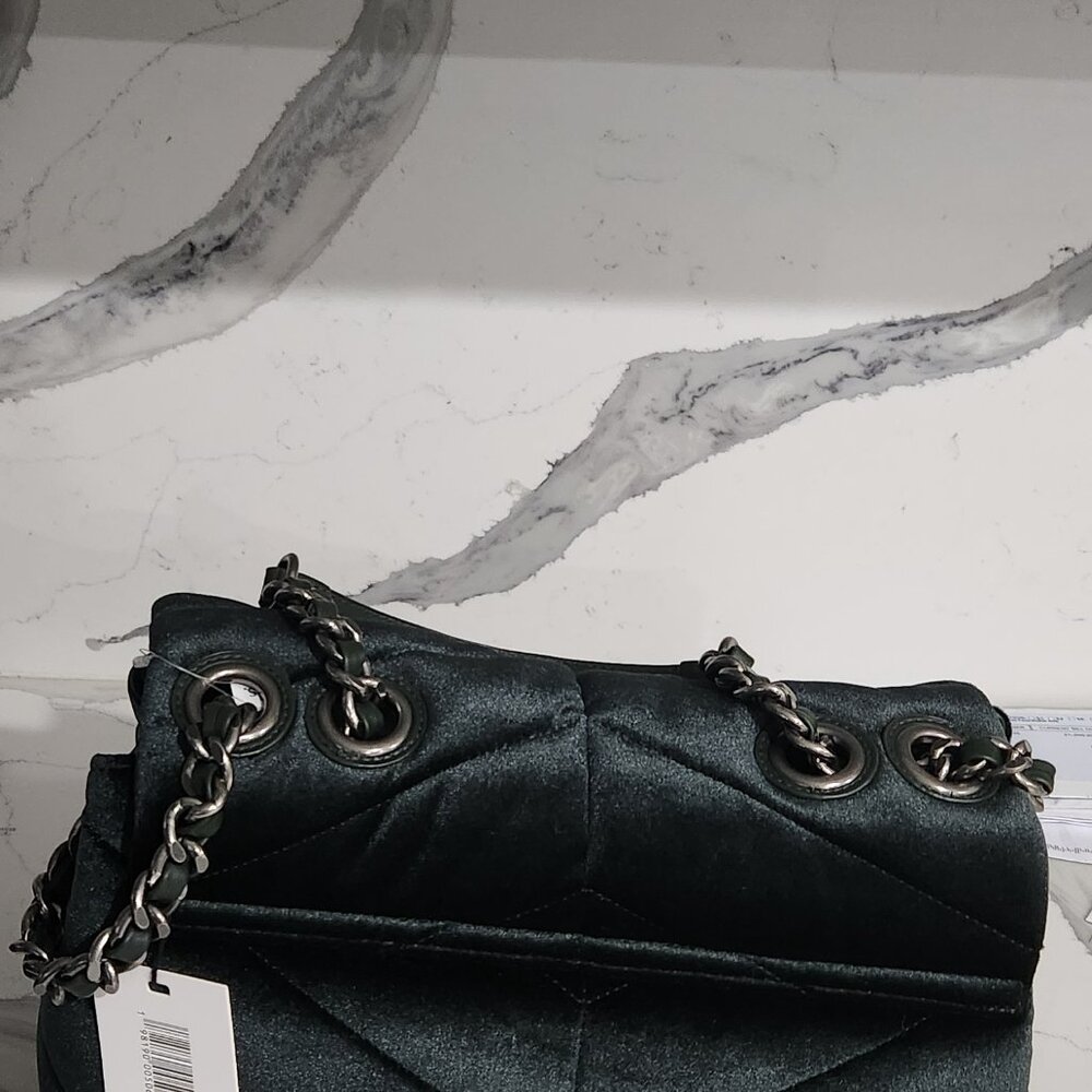New purses - Picture 6 of 16